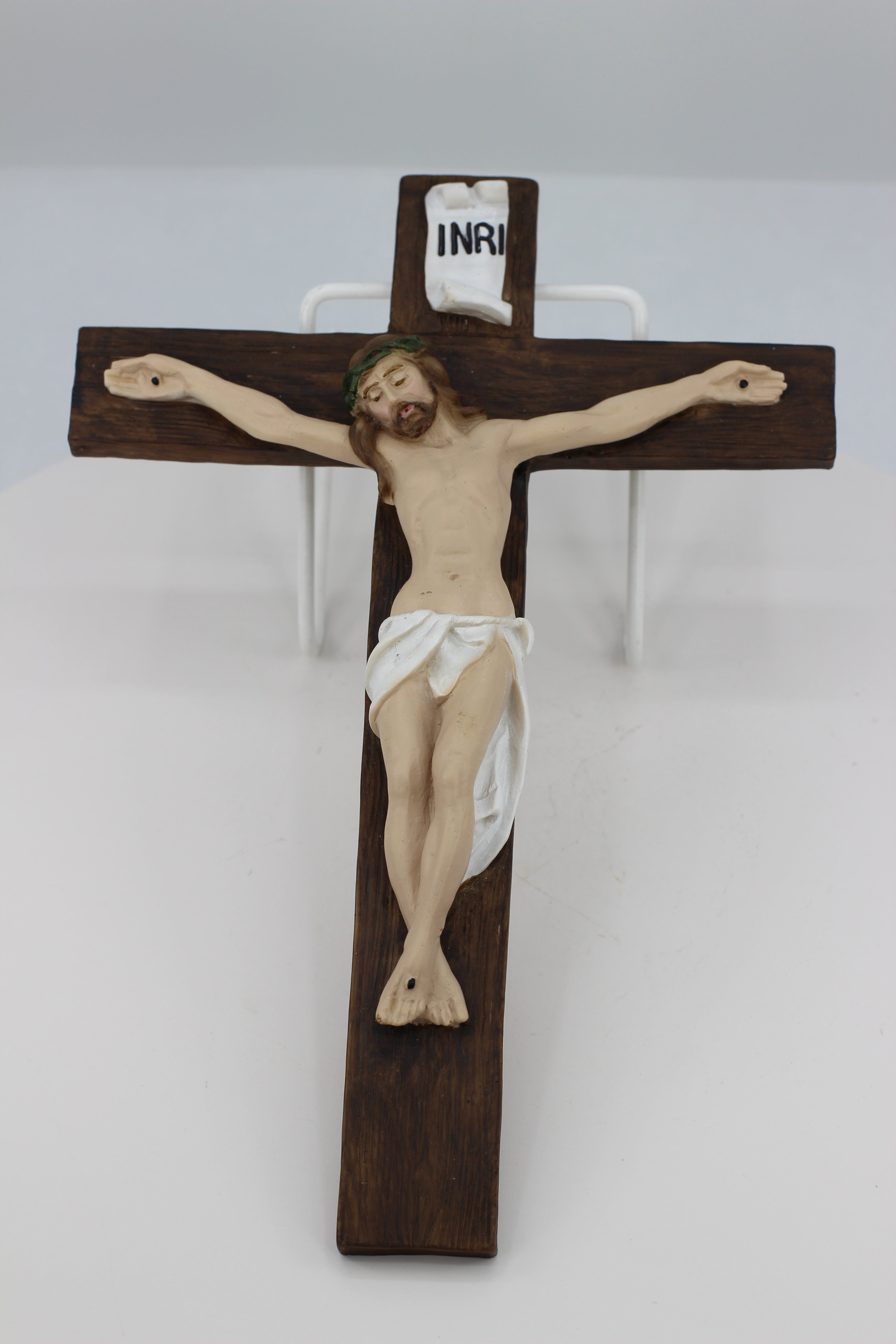 Cross by the Faith Gift Shop / Cristo Crucificado Cruz