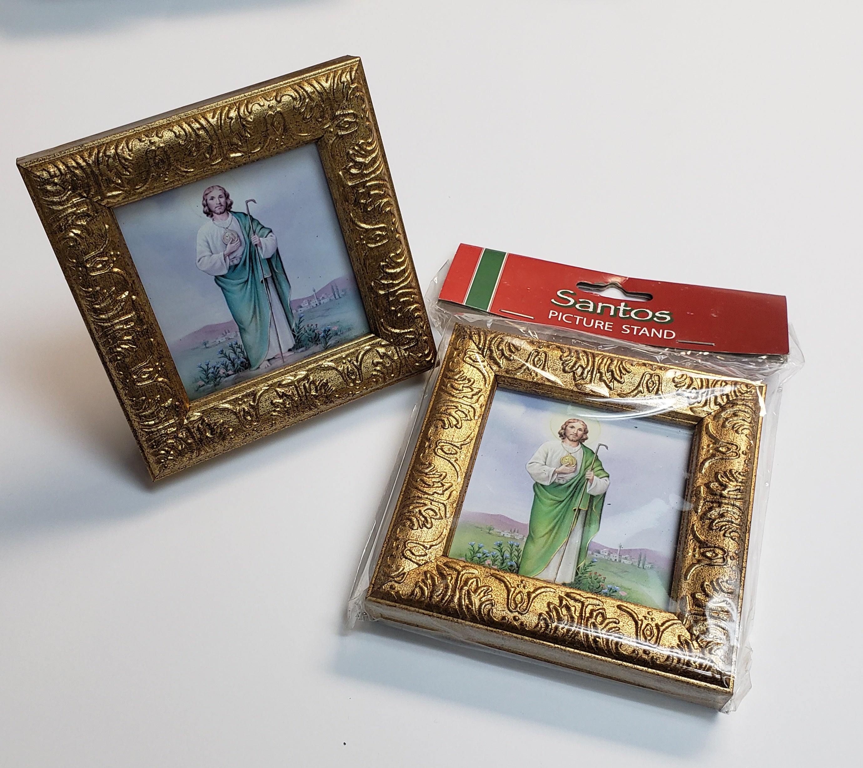 St. Jude Santos Picture Stand