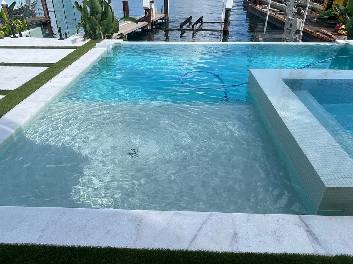 Pool Leaks